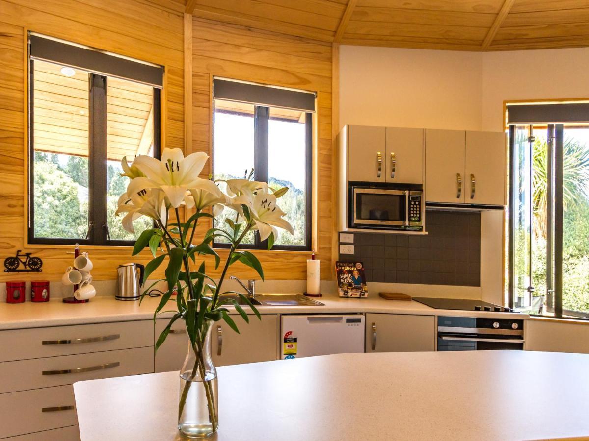 The Snowglobe - Ohakune Modern Yurt Style Chalet מראה חיצוני תמונה