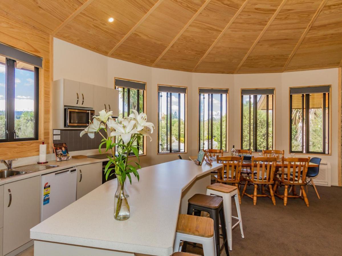 The Snowglobe - Ohakune Modern Yurt Style Chalet מראה חיצוני תמונה